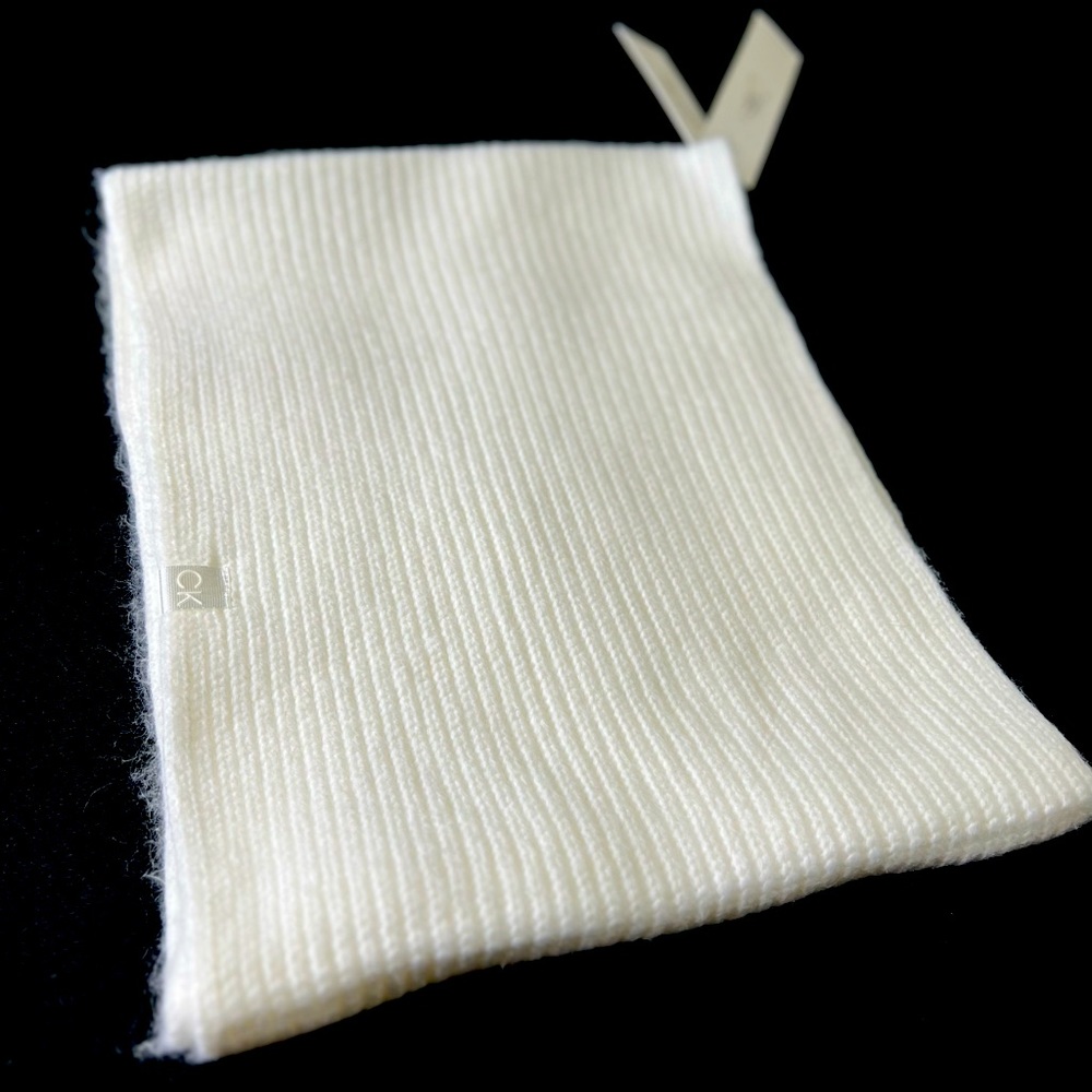 Calvin Klein infinity loop scarf
